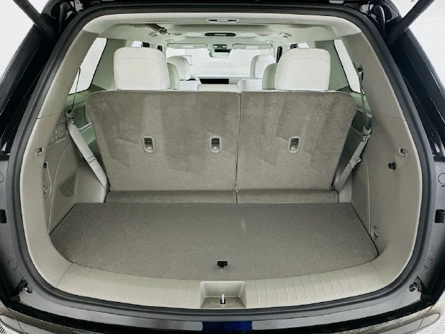 New 2026 Black Hyundai Limited image 25