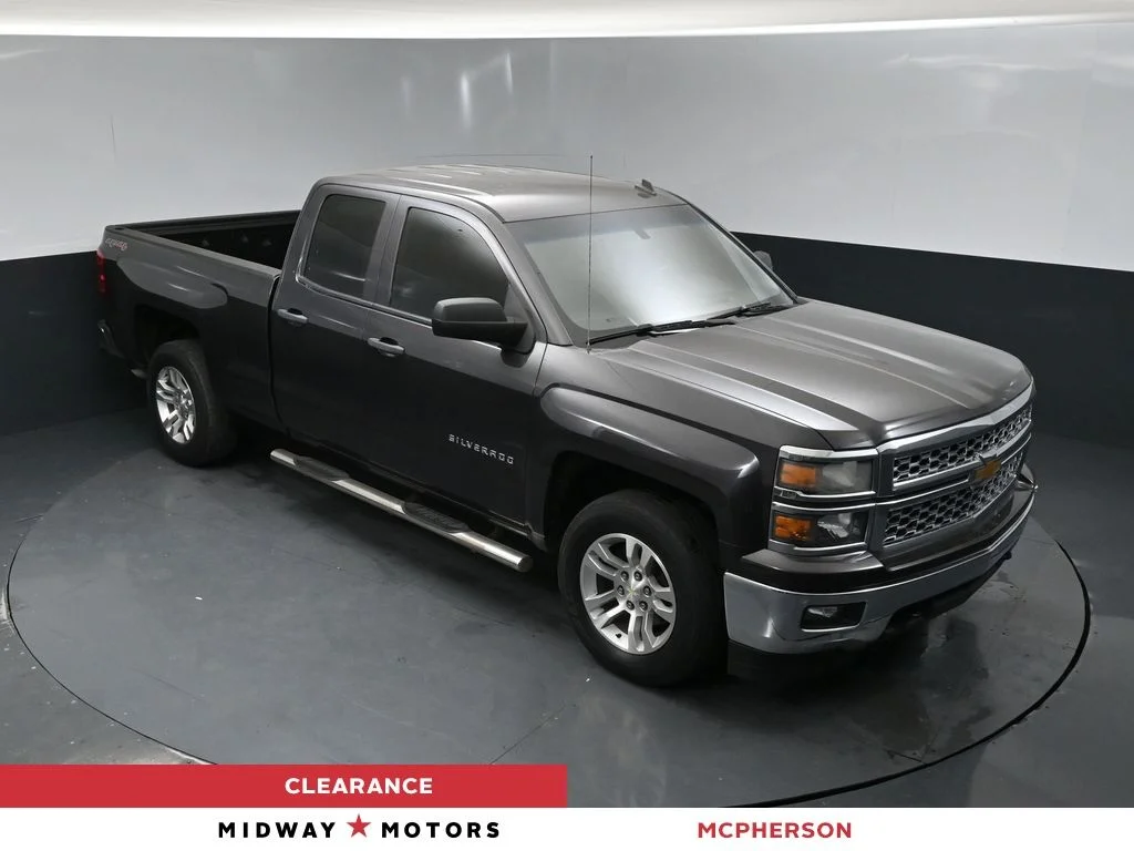 Used 2014 Gray Chevrolet LT image 1