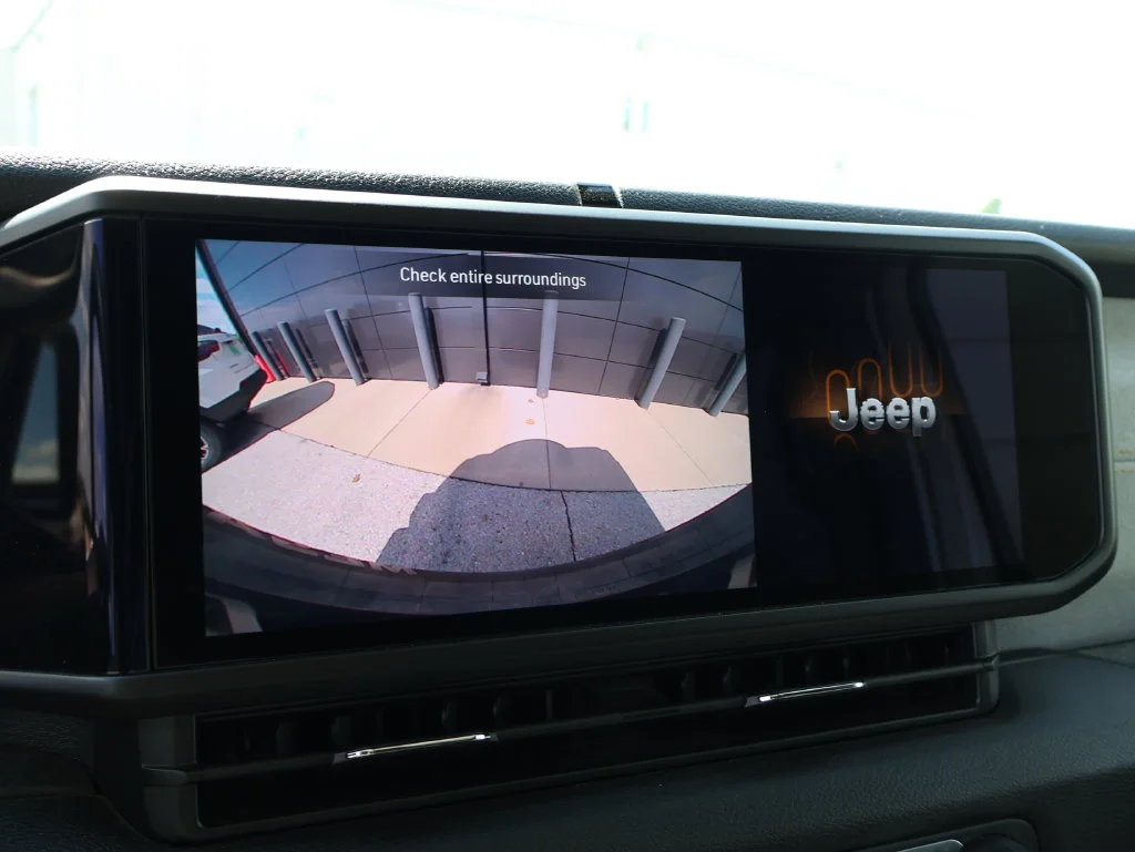 Used 2024 White Jeep Sport image 32