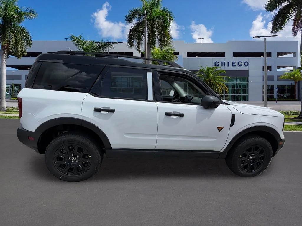 New 2026 Oxford White Ford Badlands® image 7
