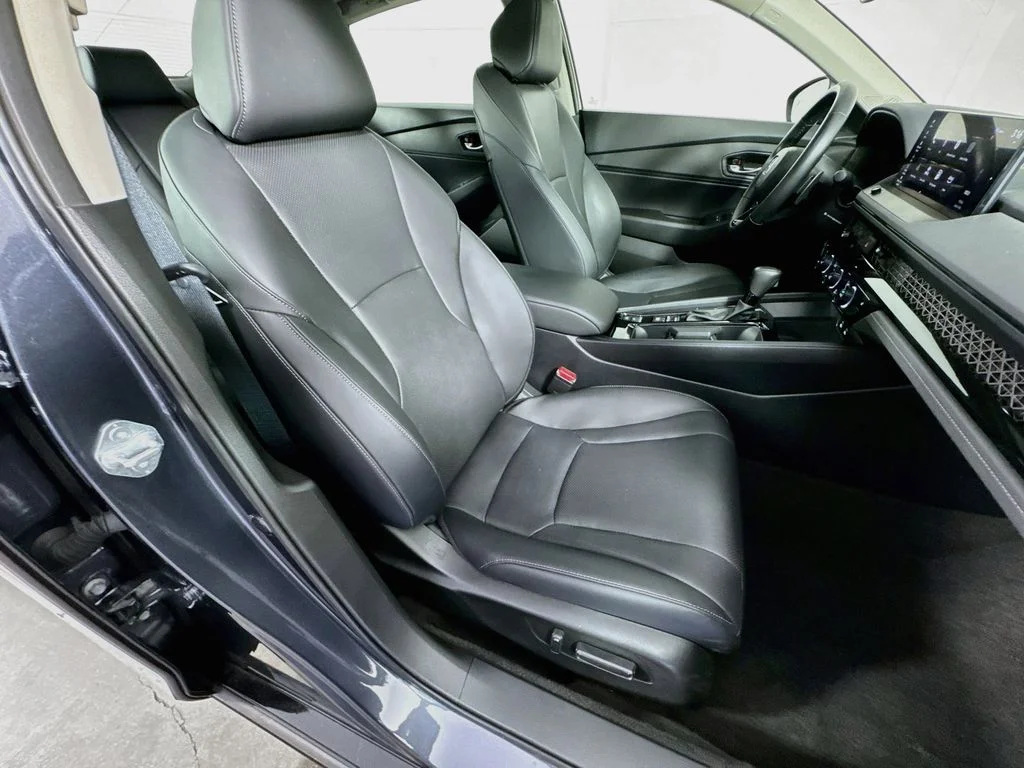 Used 2025 Gray Honda EX-L image 35