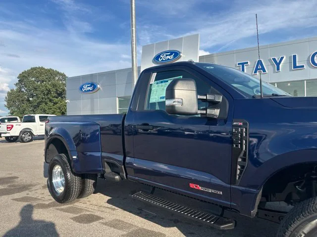 New 2027 Neptune Blue Ford F-350® XL image 7
