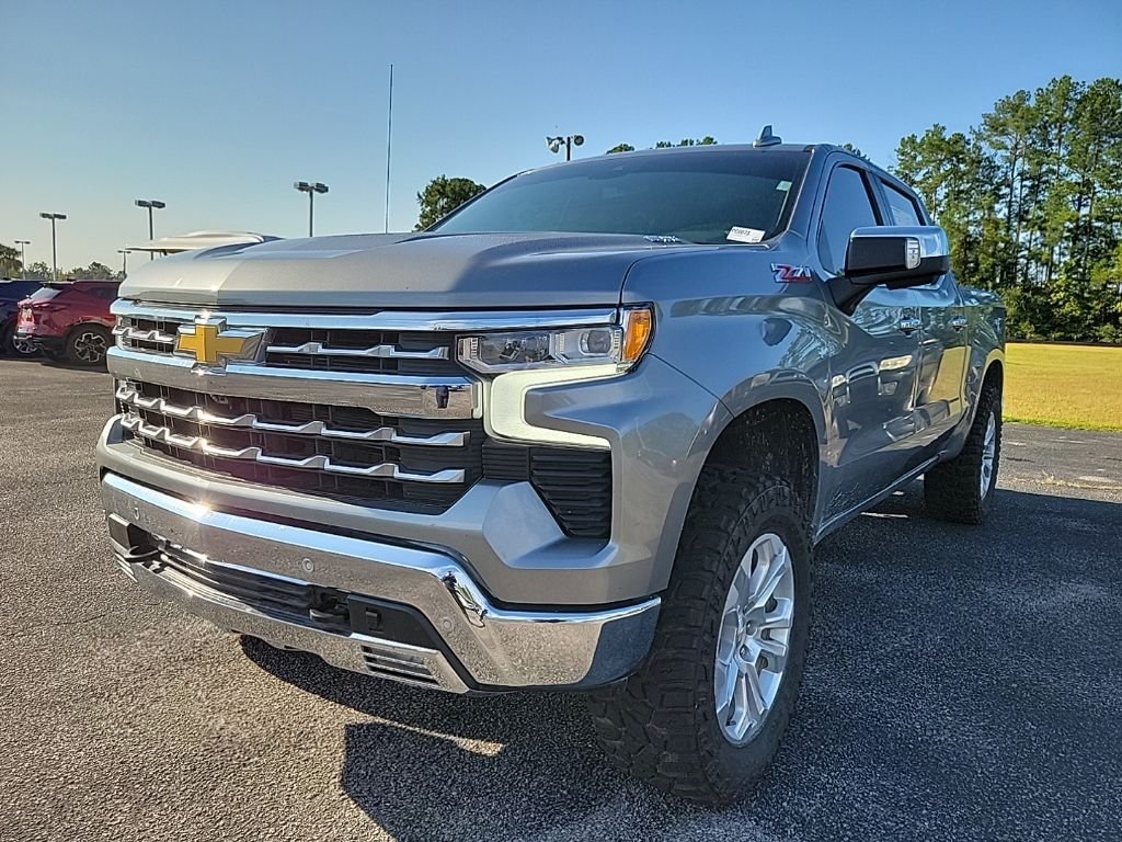 Used 2023 Gray Chevrolet LTZ image 3