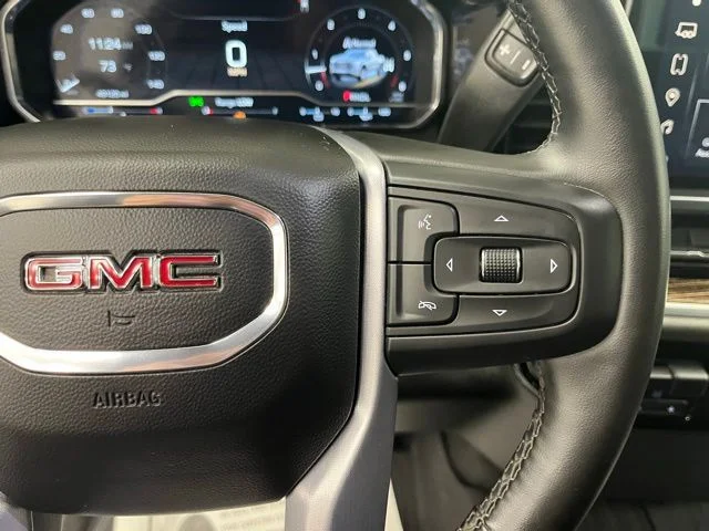 Used 2023 White GMC SLE image 27