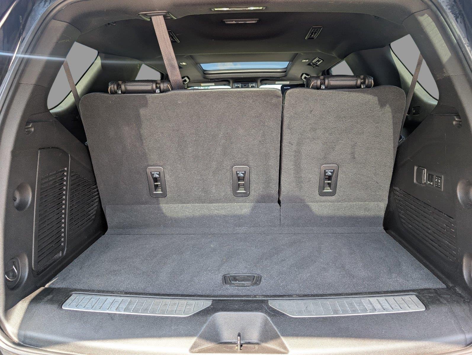 Used 2023 Black Chevrolet Premier image 5