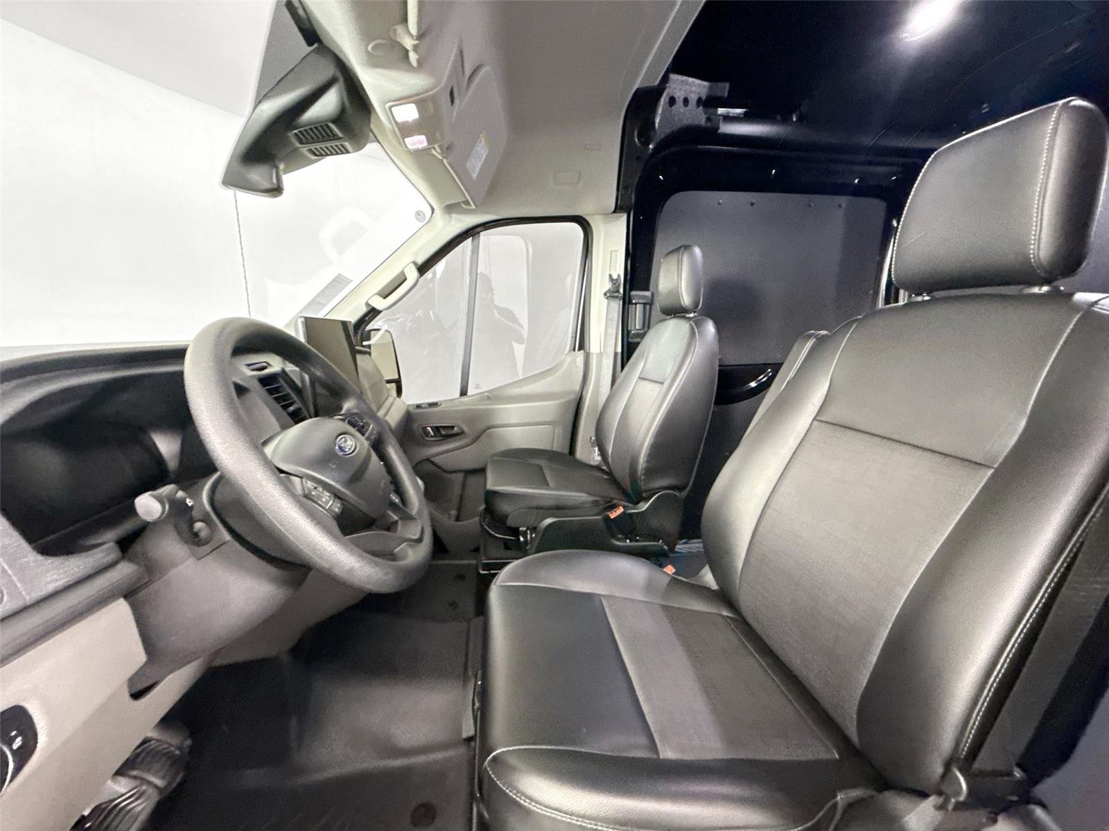 Used 2026 Agate Black Ford 250 image 3