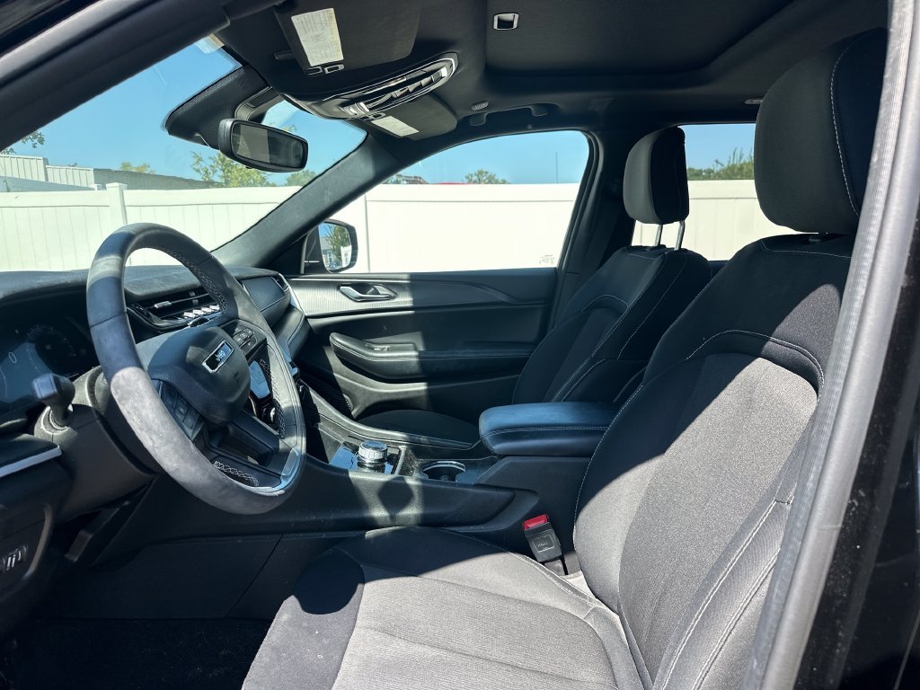 Used 2024 Black Jeep Laredo X image 40