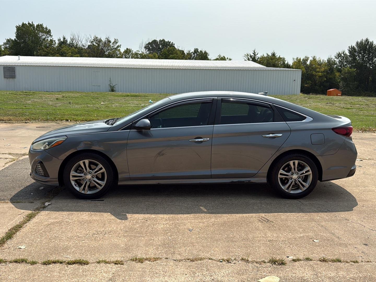 Used 2019 Machine Gray Hyundai SEL image 4