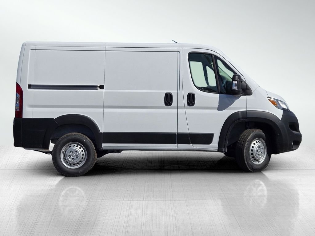 New 2026 Bright White Clear-Coat Exterior Paint RAM Tradesman image 3