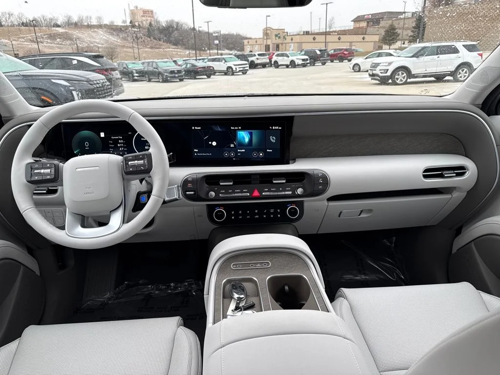 New 2026 Gray Hyundai SEL Premium image 12