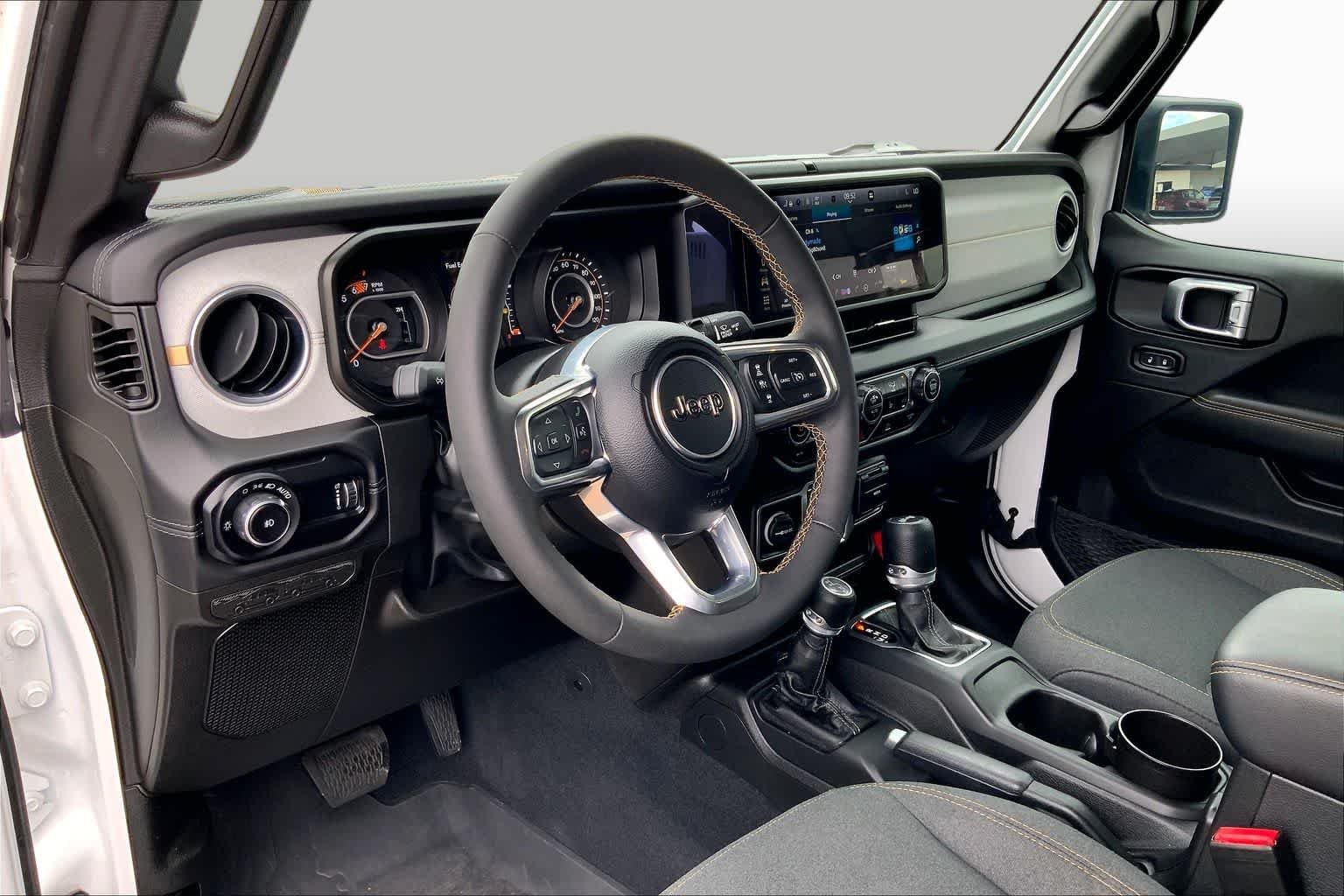 Used 2024 Bright White Clearcoat Jeep Sahara image 18