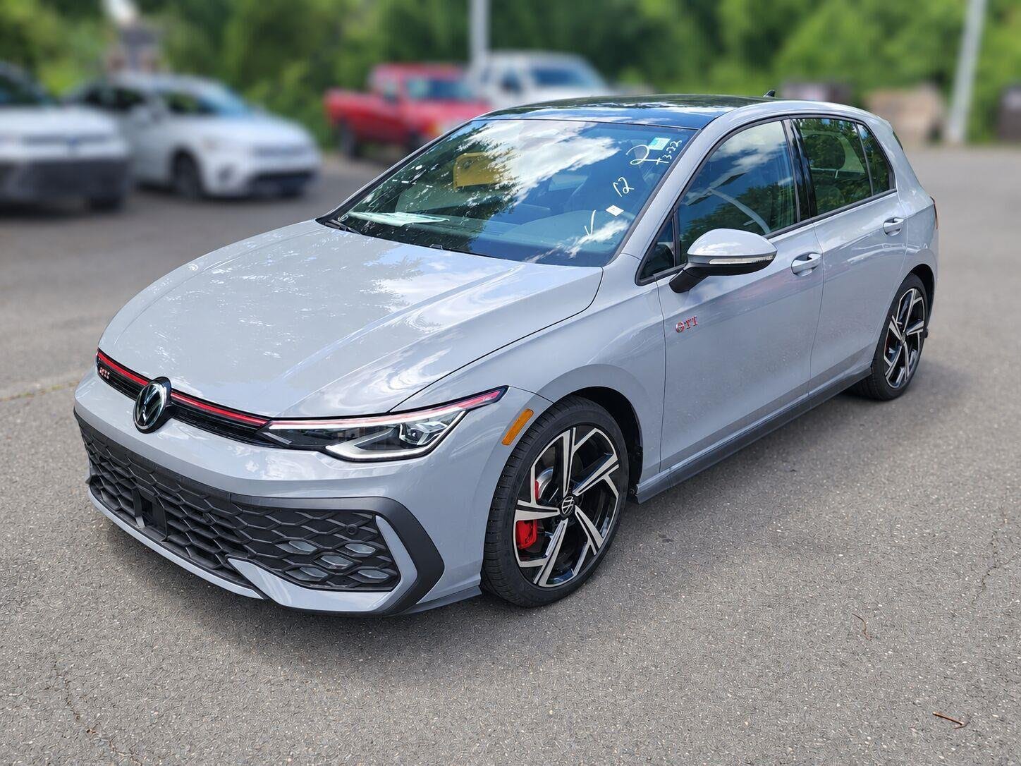 2026 Volkswagen Golf GTI SE - Photo 3