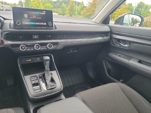 2024 Honda CR-V LX - Photo 11