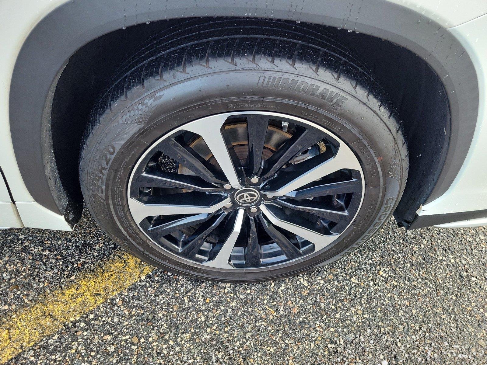 Used 2021 Blizzard Pearl Toyota XSE image 6
