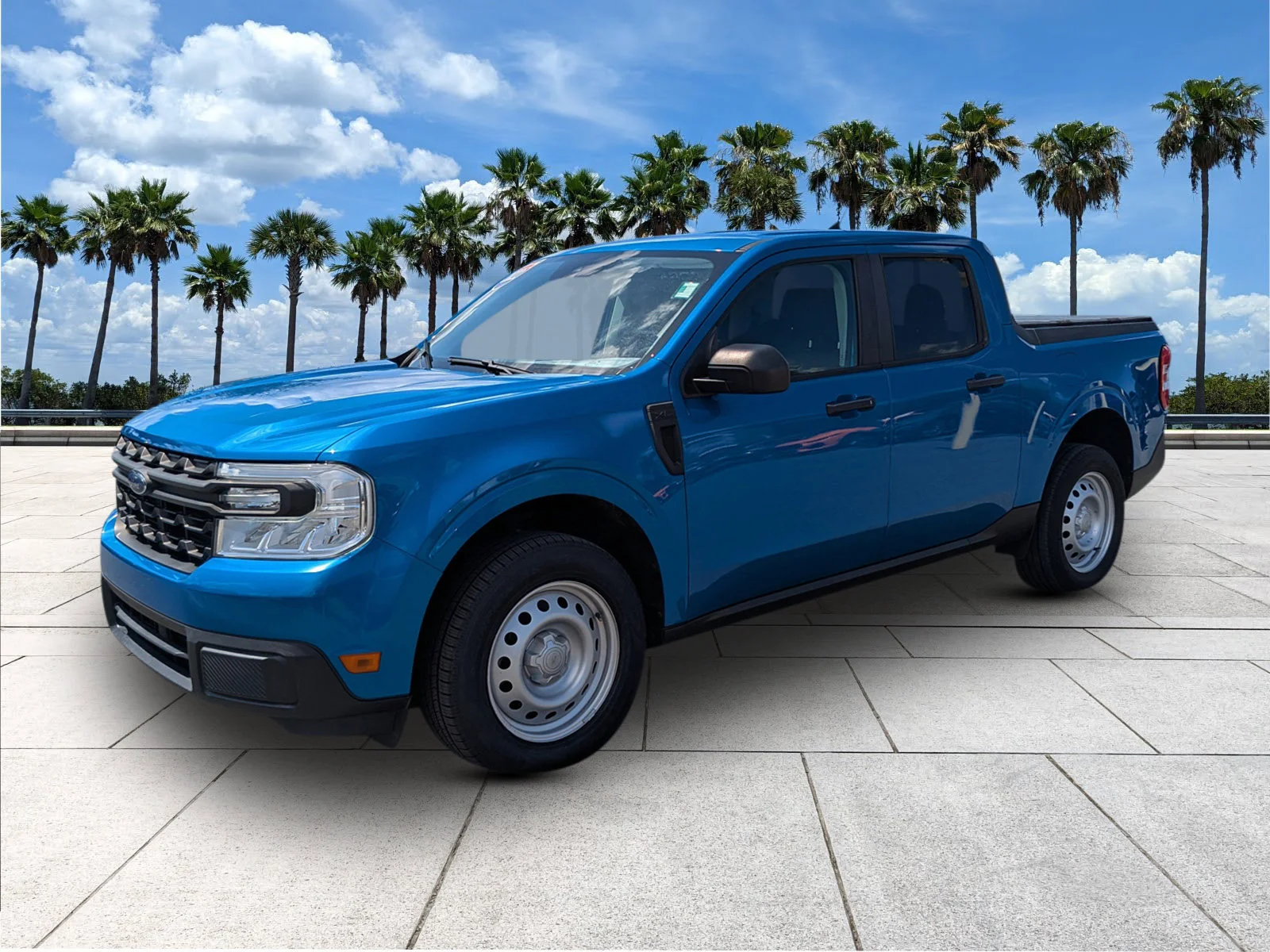 Certified Used 2022 Velocity Blue Metallic Ford XL image 3