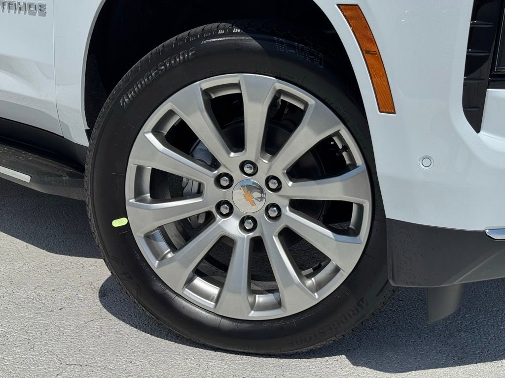 New 2026 Polar White Tricoat Chevrolet Premier image 7