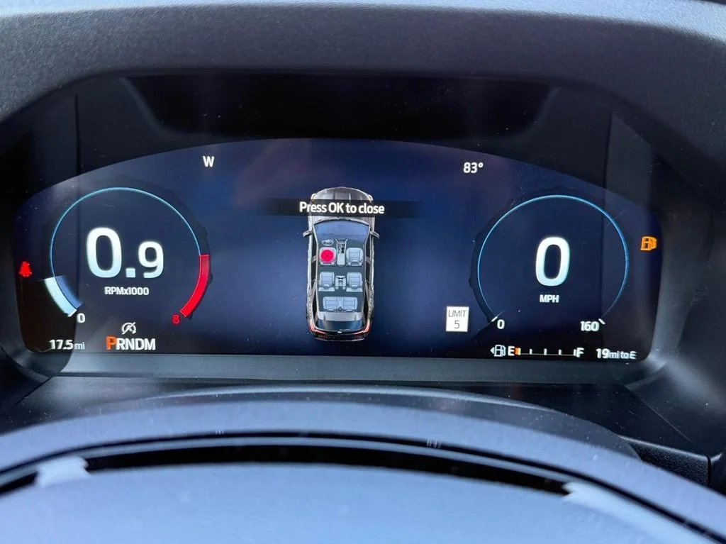 New 2026 Carbonized Gray Metallic Ford Tremor® image 19