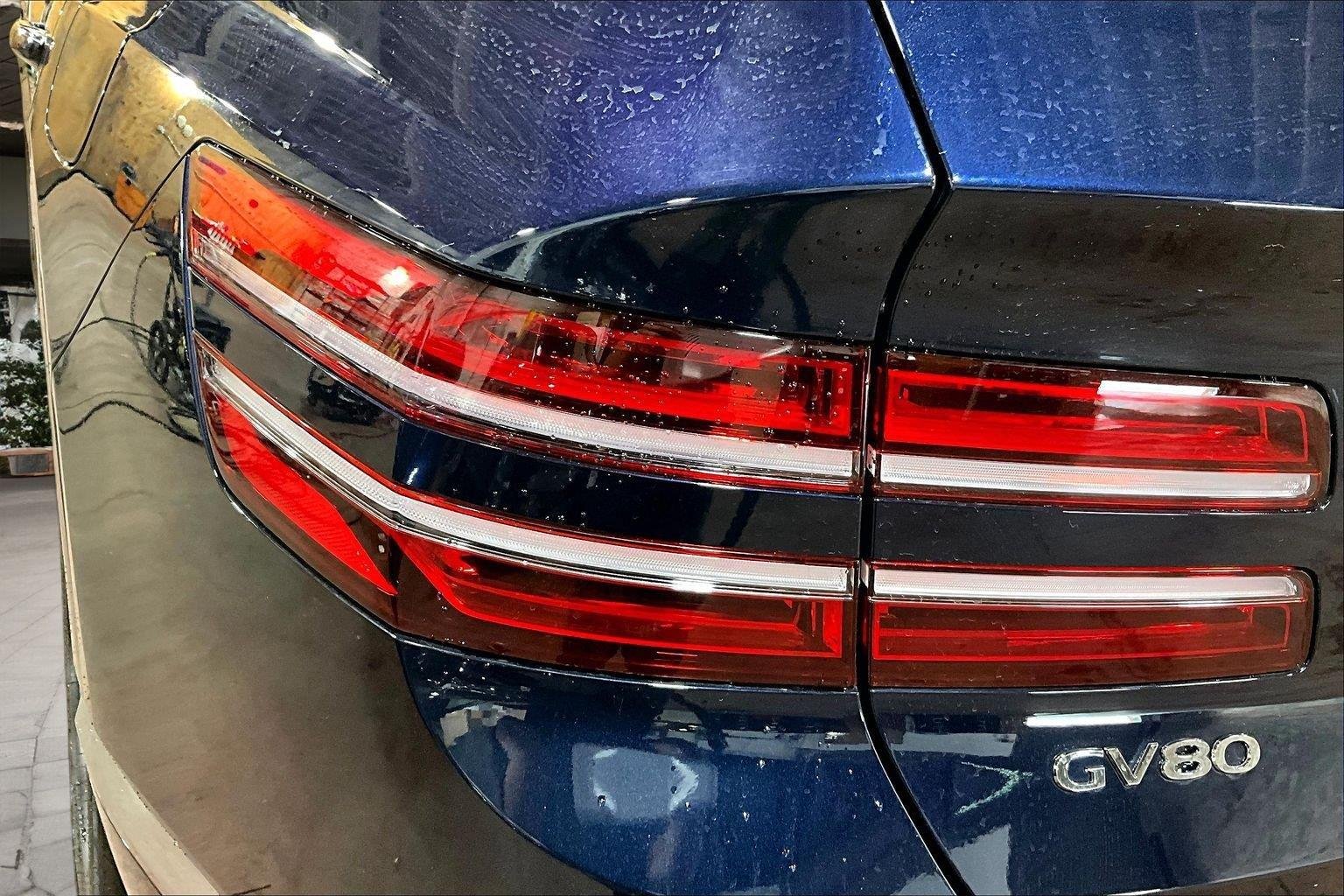 New 2026 Capri Blue Genesis 2.5T SELECT image 32