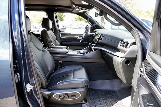 2023 Jeep Wagoneer Series II - Photo 10