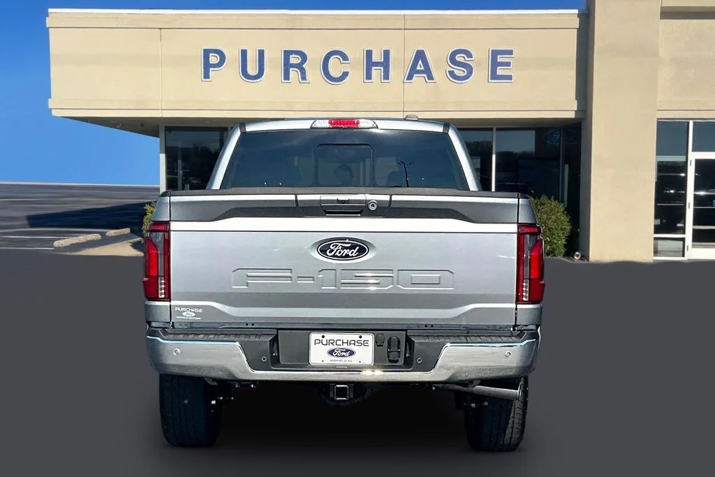 New 2026 Iconic Silver Metallic Ford Lariat® image 4