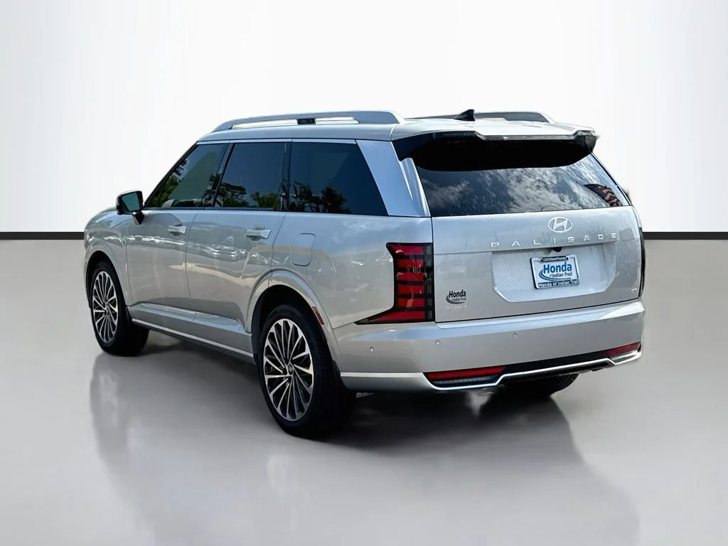 Used 2026 Silver Metallic Hyundai Calligraphy image 5