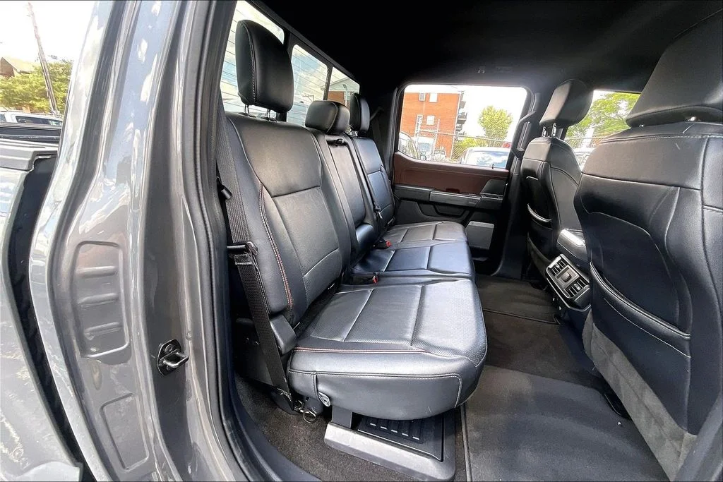 Used 2022 Gray Ford Lariat image 26