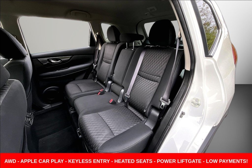Used 2019 White Nissan SV image 26