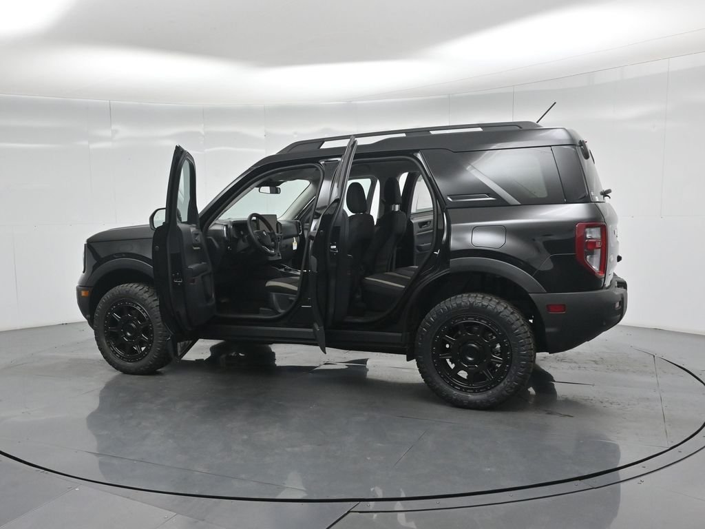 New 2026 Shadow Black Ford Big Bend image 32