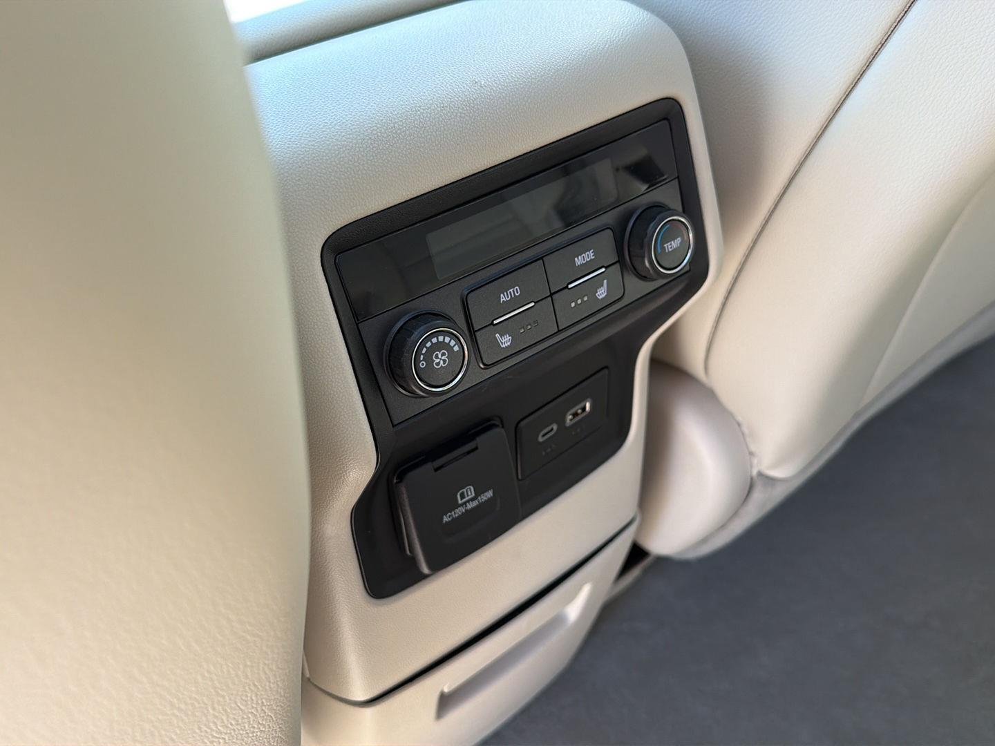 Used 2023 White Frost Tricoat GMC Denali image 12