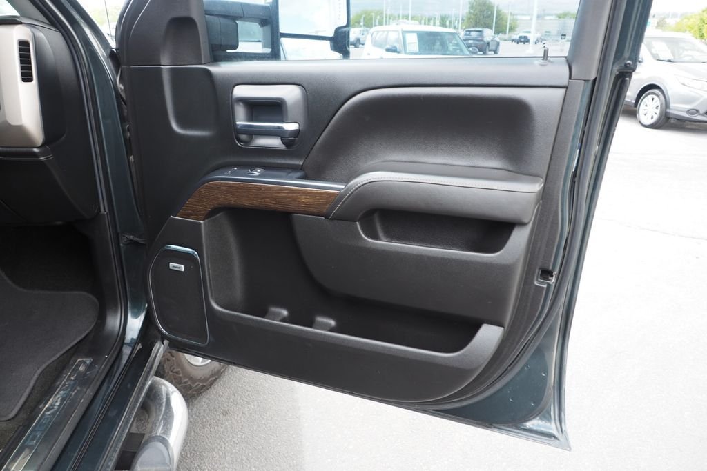 Used 2017 Gray GMC Denali image 22