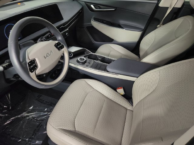 2024 Kia EV6 Wind - Photo 12