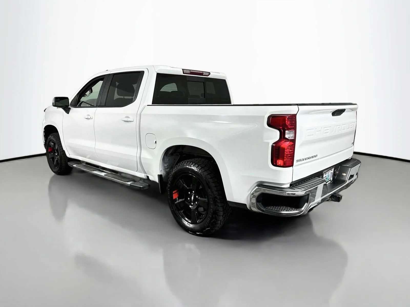 Used 2019 SUMMIT WHITE Chevrolet LT image 6