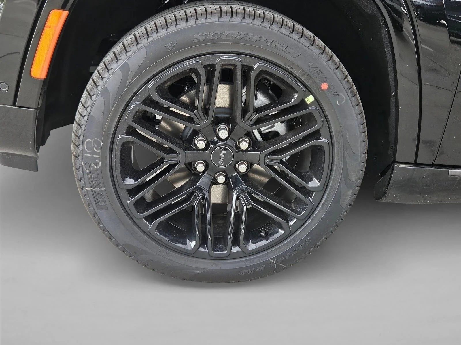 New 2026 High Gloss Black Exterior Paint Jeep Limited Reserve image 10