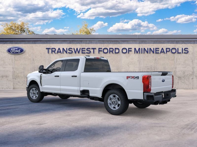 New 2026 Oxford White Ford F-350® XLT image 4