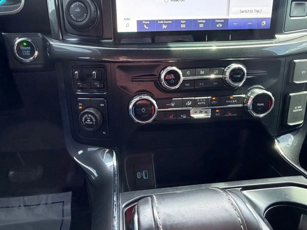 Used 2022 White Ford XLT image 8