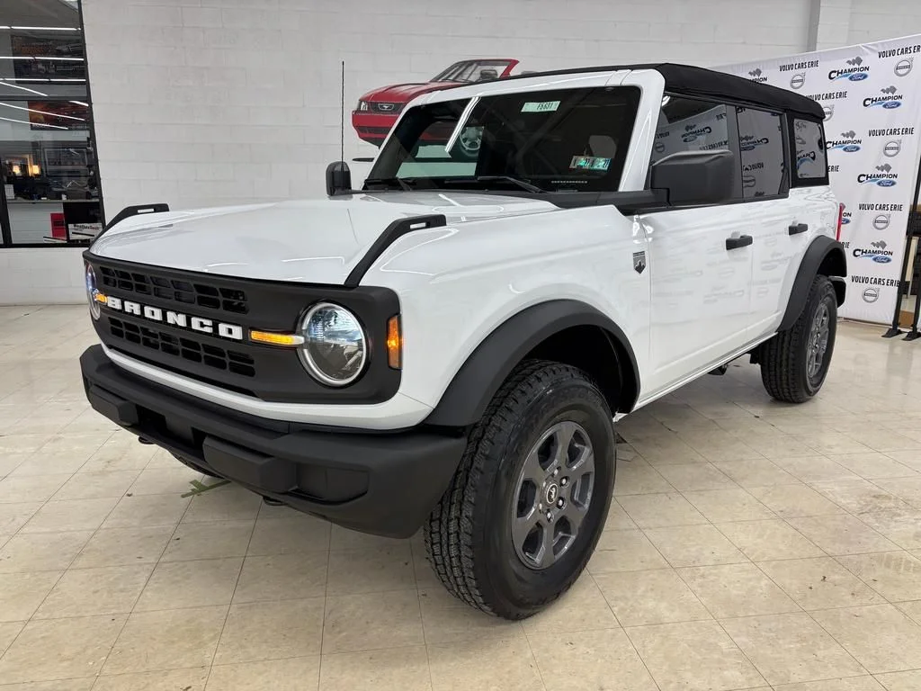New 2025 Oxford White Ford Big Bend® image 3
