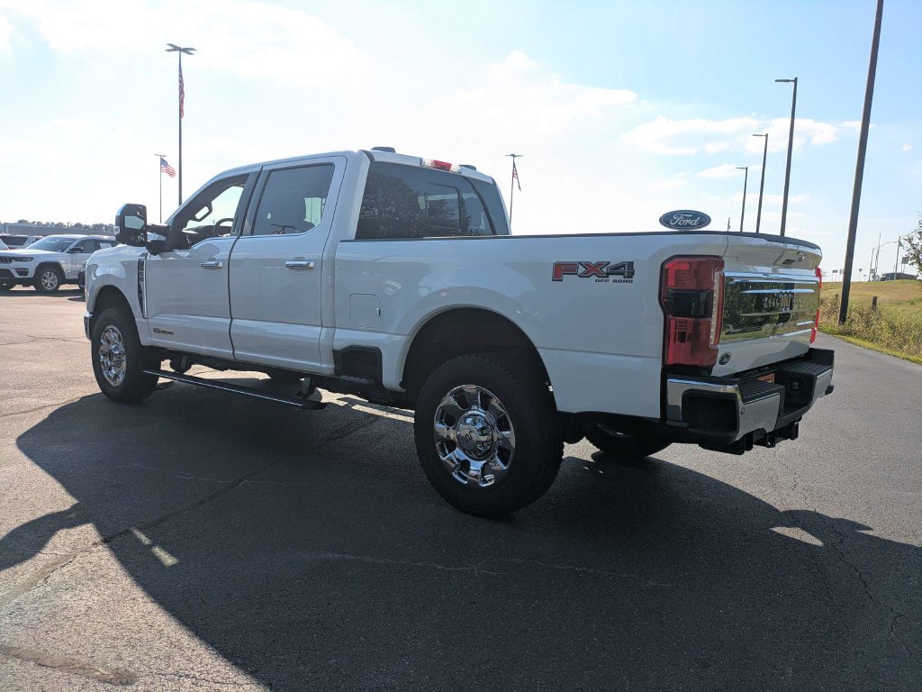 New 2026 Star White Metallic Tri-Coat Ford F-350® King Ranch® image 28