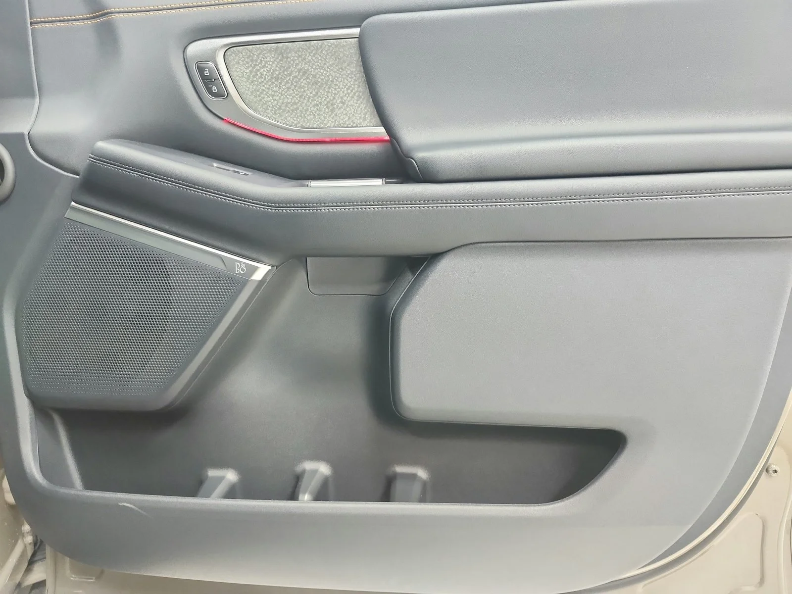 New 2027 Gray Ford Tremor image 44