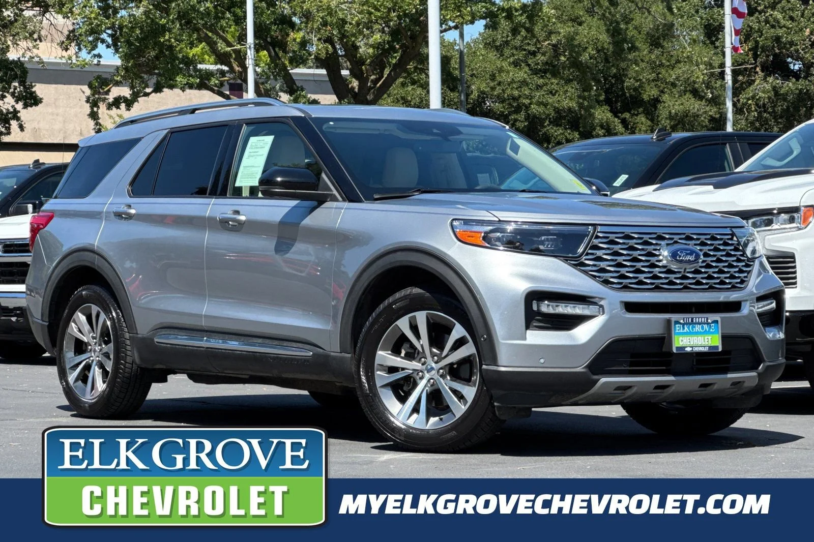 2020 Ford Explorer Platinum 4WD's photo