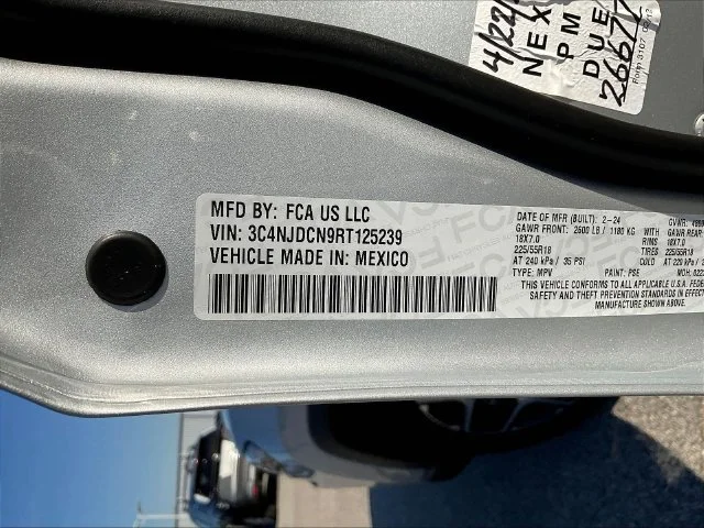 Used 2024 Silver Jeep Limited image 21