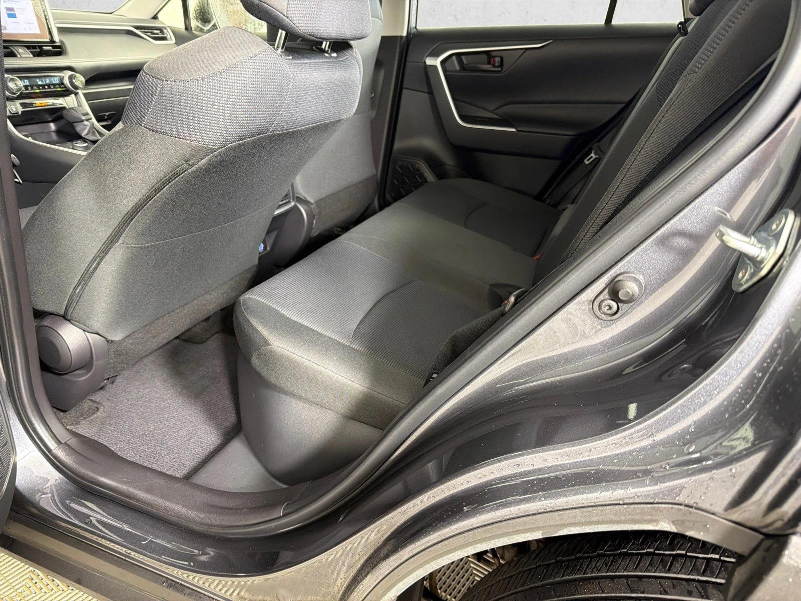 Used 2025  Toyota Hybrid LE image 20