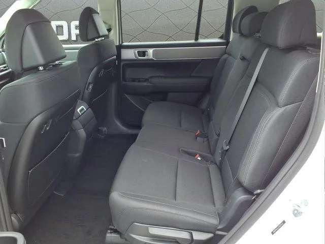 New 2026 White Hyundai SE image 14