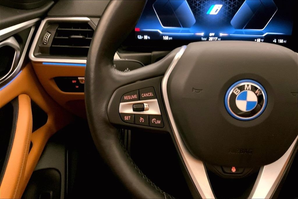 Used 2023 Black Sapphire Metallic BMW  image 17