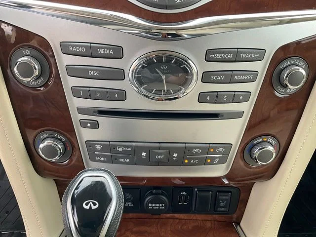 Used 2019 Blue INFINITI LUXE image 22