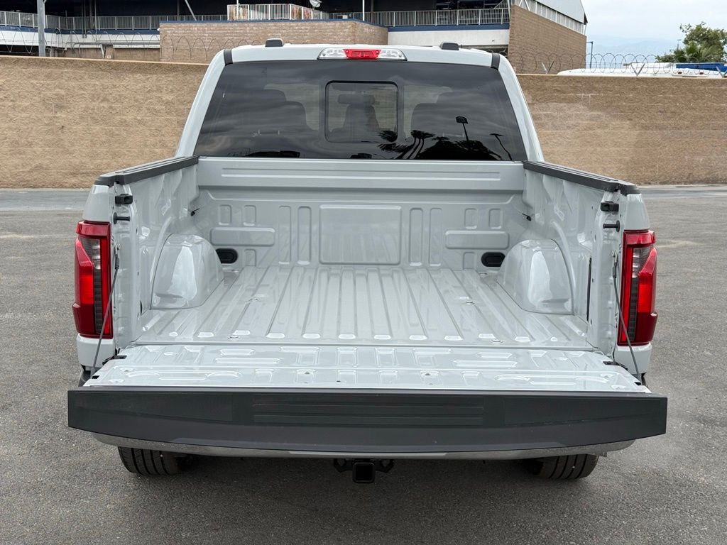 New 2026 Avalanche Ford XLT image 12
