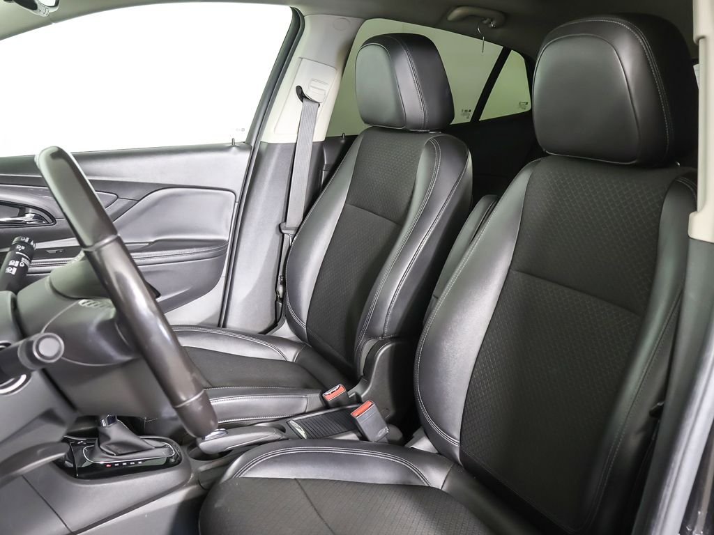 Used 2019 Black Buick Preferred image 21
