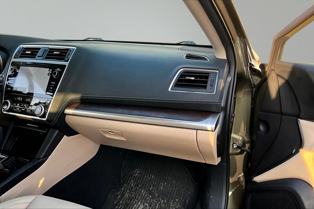 Used 2019 Green Subaru 2.5i image 27