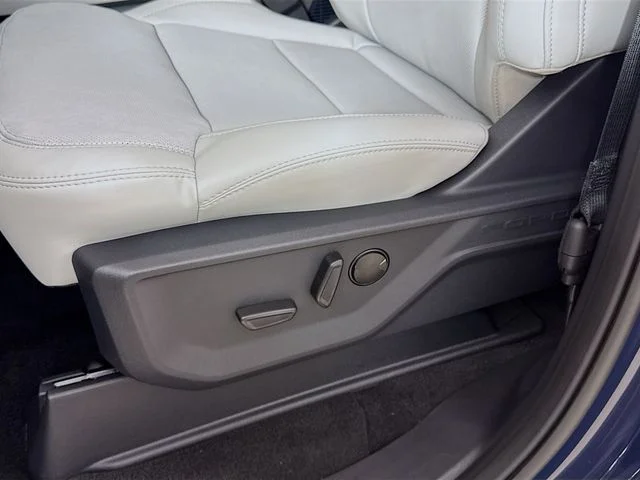 New 2027 Blue Ember Metallic Ford Platinum image 18