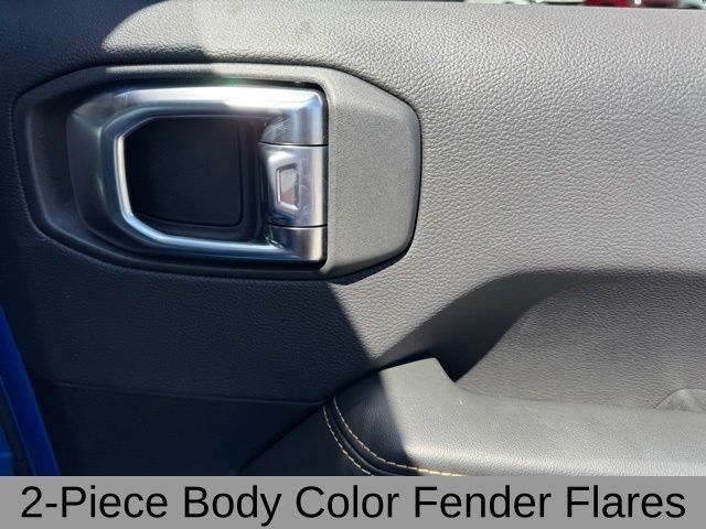 New 2026 Hydro Blue Pearl-Coat Exterior Paint Jeep Sahara image 24