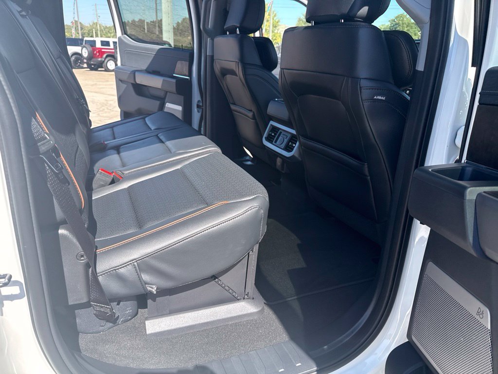 New 2026 Star White Metallic Tri-Coat Ford F-250® Lariat® image 21